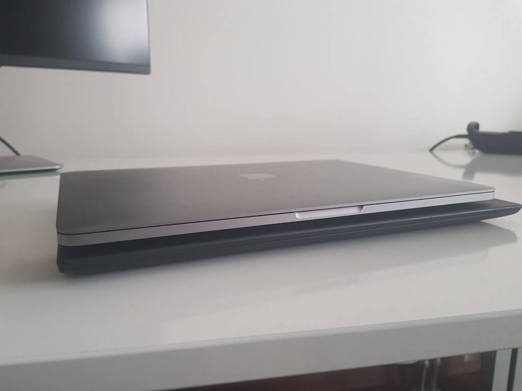 MBP on top of Thinkpad X1C5